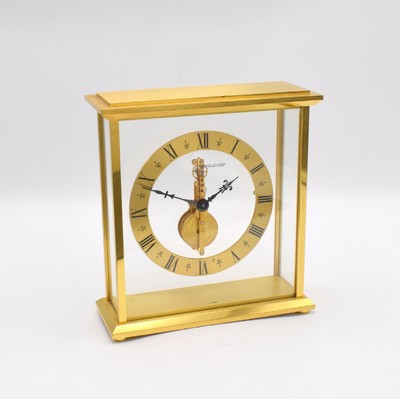 Jaeger-LeCoultre Stabwerk-Tischuhr, Schweiz um 1975, verg. Geh. 4-seitig vergl., verg. Signatur am vorderen Glas, Ziffernring m. röm. Zahlen, orig. ...