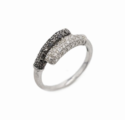 Diamant-Ring, 925er Silber, 5 schwarze Diamanten (beh.) und 5 8/8-Diamanten Weiß/si- p, total ca. 0.50 ct, RW 57