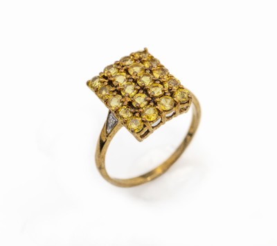 9 kt Gold Saphir-Diamant-Ring, GG 375/000, England, Birmingham, 20 gelbe rundfacett. Saphire zus. ca. 2.0 ct, 2 8/8-Diamanten zus. ca. 0.01 ct ...