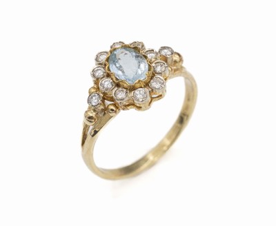 14 kt Gold Aquamarin-Brillant-Ring, GG 585/000, mittig ovalfacett. Aquamarin ca. 0.40ct, 12 Brillanten zus. ca. 0.60 ct Weiß/vs-si,RW 60, ca. 4.2 g