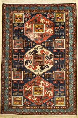 Wolkenband Kazak, Armenian, um 1960, Wolle auf Wolle, ca. 303 x 203 cm, EHZ: 3