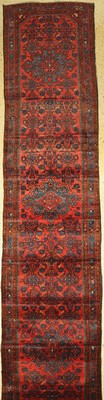 Hamadan alt, Persien, um 1950, Wolle auf Baumwolle, ca. 500 x 107 cm, EHZ: 2