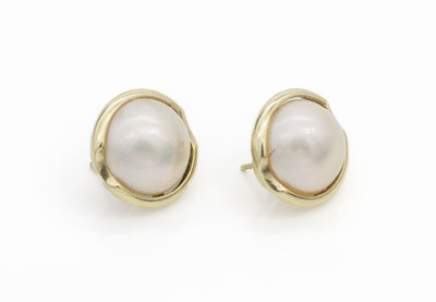 Paar 14 kt Gold Perl-Ohrstecker, GG 585/000, schlichte Gestaltung, Mabeperlen, D. ca. 14.2 mm, Herstellermarke CLD ungedeutet