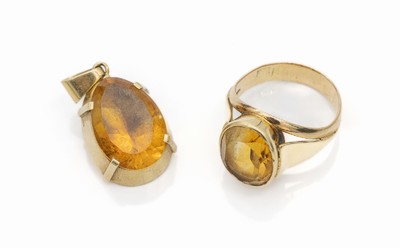 14 kt Gold Citrin-Konvolut, GG 585/000, best. aus: Anhänger mit ovalfacett. Citrin ca.4.50 ct, und 1 Ring mit ovalfacett. Citrin ca.6.50 ct, RW 61, ...