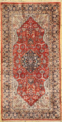 Hereke Seide fein, China, ca. 50 Jahre, reine Naturseide, ca. 122 x 63 cm, EHZ: 1-2