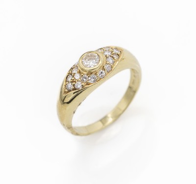 14 kt Gold Brillant-Ring, GG 585/000, Brillanten zus. ca. 0.66 ct Weiß/si, total ca. 4.5 g, Meistermarke unged., RW 56.5