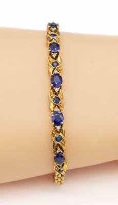 18 kt Gold Saphir-Diamant-Armband, GG 750/000, besetzt mit 5 ovalfacett. und 6 rundfacett. Saphiren zus. ca. 2.70 ct, 10 kl. Diamanten zus. ca. 0.05 ...