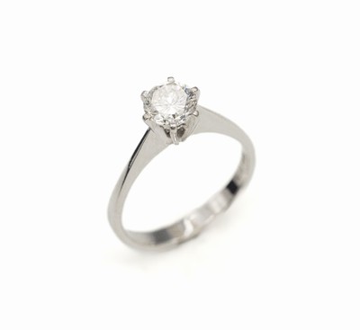 18 kt Gold Brillant-Ring, WG 750/000, erhaben gefasster Brillant-Solitär ca. 0.75 ctWeiß/si1, RW 52