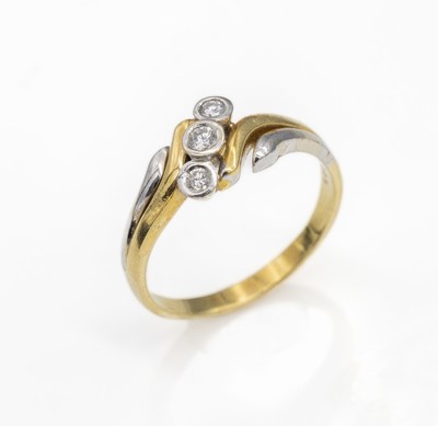18 kt Gold Brillant Ring, GG 750/000, 3 Brillanten zus. ca. 0.25 ct feines Weiß/vs, RW65, ca. 6.5 g