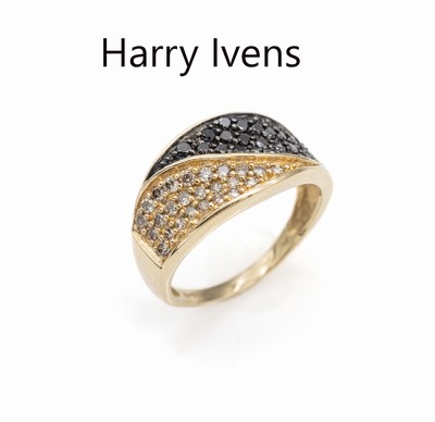 14 kt Gold Brillant-Ring, GG 585/000, 25 schwarze und 25 braune Brillanten zus. ca. 0.50 ct, RW 60, ca. 4.4 g, Hersteller Harry Ivens