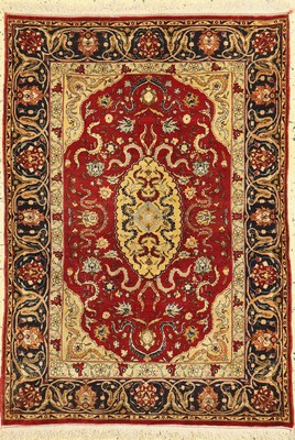 Hereke Seide fein, Türkei, signiert, um 1960, reine Naturseide, ca. 112 x 79 cm, ca. 1,0 Mio. Kn/qm, EHZ: 1-2