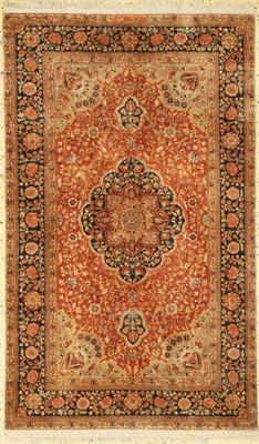 Ghom Seide, Ägypten, ca. 40 Jahre, reine Naturseide, ca. 156 x 95 cm, EHZ: 1-2