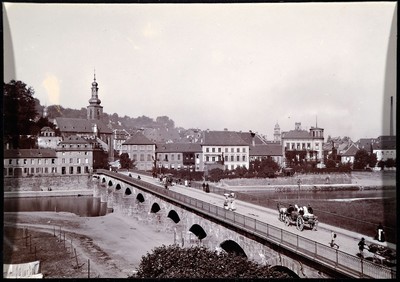 Heinrich Heidersberger, 1906 - 2006 Vintage Silbergelatine-Abzug, "Saarbrücken", rückseitig mit Stempel und Beschriftung, Originalabzug ...