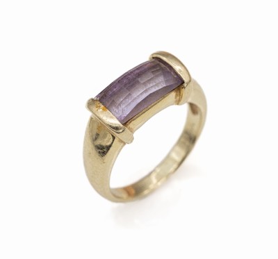 14 kt Gold Amethyst-Ring, GG 585/000, facett. Amethyst ca. 2.30 ct, ca. 5.1 g, RW 51