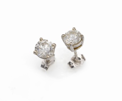 Paar 14 kt Gold Brillant-Ohrstecker, WG 585/000, 2 Brillanten zus. ca. 1.00 ct Weiß/p1