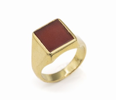 18 kt Gold Siegelring, GG 750/000, rechteckiger Ringkopf mit Karneolplatte, frei,RW 62, ca. 11.6 g
