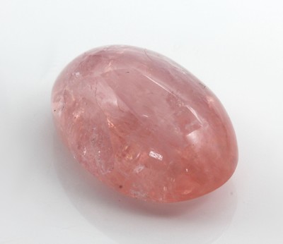 Loser Morganit Cabochon ca. 29.65 ct, ca. 25 x16 x 11 mm