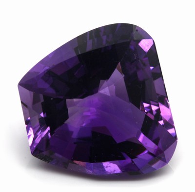 Loser Amethyst ca. 29.0 ct, Phantasieschliff