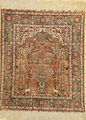 Hereke Seide, China, ca. 40 Jahre, reine Naturseide, ca. 90 x 76 cm, ca.1,0 Mio. kn/qm, EHZ: 1