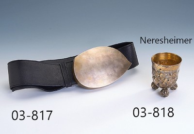 Kugelfußbecher, Silber, nach 1903, nach altem Vorbild, Vergoldung teilw. berieben, 3 hohl gearbeitete Kugelfüße, umlaufende Personenstaffage, H. ...