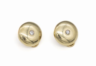 Paar 14 kt Gold Brillant-Ohrclips, GG 585/000 gepr., schlichte runde Gestaltung, 2 Brillanten zus. ca. 0.20 ct Weiß/si, ca. 6.8 g
