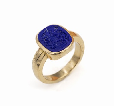 18 kt Gold Siegelring mit Lapislazuli, GG 750/000, Wappengravur, total ca. 7.1 g, RW 49
