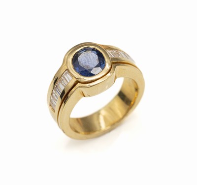 18 kt Gold Saphir-Diamant-Ring, GG 750/000,ovalfacett. Saphir ca. 2.00 ct, 12 Diamant- baguettes zus. ca. 0.92 ct Weiß/si, total ca. 15.5 g, RW 53