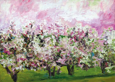 Heide Fahlbusch, 1939-2019, "Blütezeit" so verso bez., 2008, Gruppe blühender Mandelbäume vor atmosphärische glühendem Himmel, ...