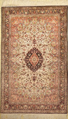 Ghom Seide fein, Persien, signiert"Bahrami", um 1960, reine Naturseide, ca. 220 x 135 cm, ca. 1,0 Mio. Kn/qm, EHZ: 1-2, fachkundig ...