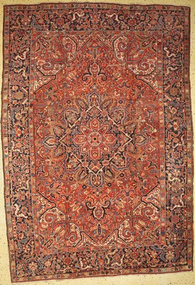 Alter Heriz, Persien, um 1940/1950, Wolle auf Baumwolle, ca. 365 x 250 cm, EHZ: 2-3