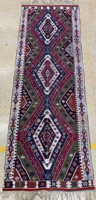 Anatol Kelim, Türkei, um 1920, Wolle auf Wolle, ca. 466 x 162 cm, EHZ: 2