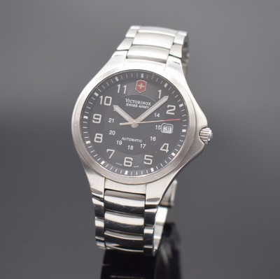 VICTORINOX Herrenarmbanduhr in Edelstahl, Schweiz um 2006, Automatik, beids. vergl. Geh., Gliederband m. Faltschl., graues Zifferbl. m. arab. Zahlen, ...