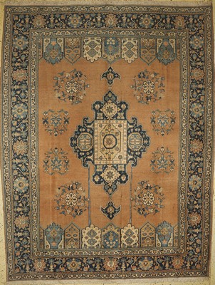 Täbriz antik, Persien, um 1910/1920, Wolle auf Baumwolle, ca. 375 x 290 cm, EHZ: 2
