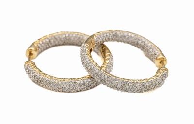Paar 14 kt Gold Brillant-Ohrcreolen, GG 585/000, 576 Brillanten zus. ca. 4.0 ct Weiß/p, D. ca. 2.5 cm, ca. 12.6 g