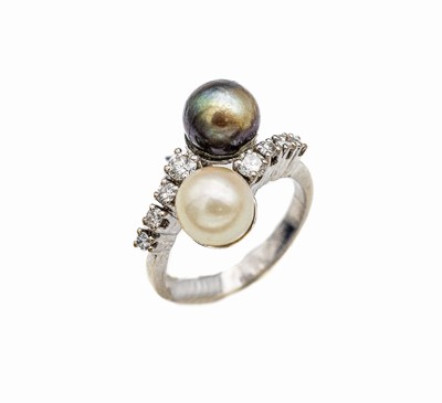 14 kt Gold Perl-Brillant-Ring, WG 585/000, braune und cremefarb. Zuchtperle D ca. 7.5 mm,8 Brillanten zus. ca. 0.34 ct feines Weiß- Weiß/vs-si, ...