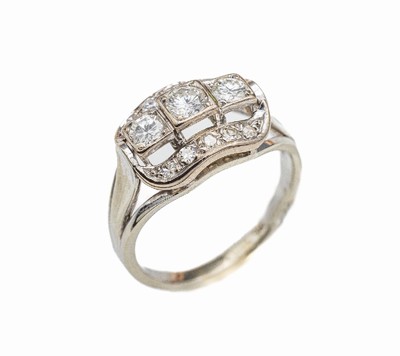 14 kt Gold Brillant-Ring, WG 585/000, 3 Brillanten und 10 8/8-Diamanten zus. ca. 0.67 ct Weiß/si, total ca. 5.5 g, RW 59