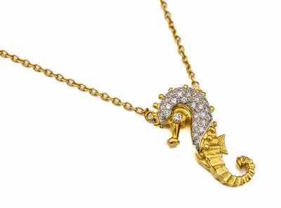 18 kt Gold Collier "Seepferdchen", GG/WG 750/000, 27 Brillanten zus. ca. 0.40 ct Weiß/si, L. ca. 39 cm, Seepferdchen l. ca. 3 cm, ca. 8.9 ...