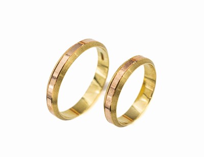 Paar 14 kt Gold Eheringe, GG/RG 585/000, RW64 und 53, ca. 7.4 g