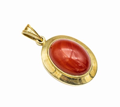14 kt Gold Korallen-Anhänger, GG 585/000, ovaler Korallcabochon, L. ca. 3.2 cm, ca. 5.2 g, Koralle von guter Farbe, Versand nur innerhalb der EU