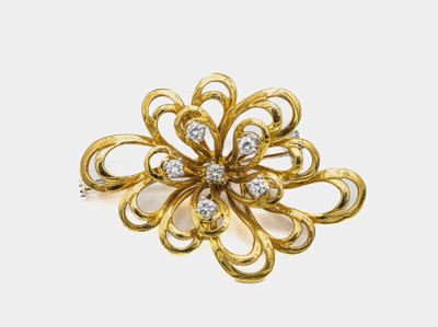 18 kt Gold Diamant-Blütenbrosche, GG 750/ 000, 6 Brillanten zus. ca. 0.24 ct feines Weiß/si, Nadelung WG, ca. 4 cm x 2.9 cm, totalca. 8.6 g