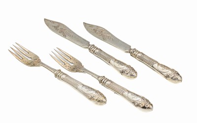Fischbesteck für 6 Personen, 800er Silber, deutsch um 1910, Meistermarke A. Künne, Altena, klassizistischer Dekor mit Girlanden und Schleifen, ...