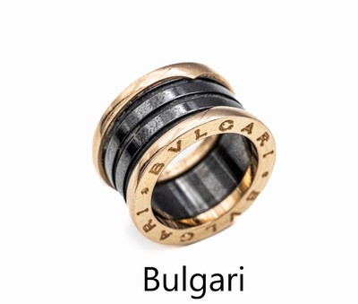 Gold BULGARI B Zero Ring, RG 750/000 und Keramik, umlaufender Schriftzug, sign., RW 49,Orig.-Etui und Papiere