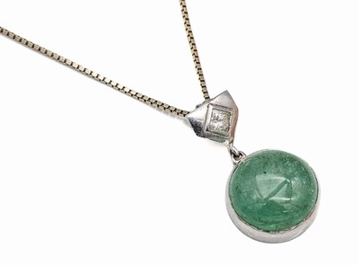 18 kt Gold Smaragd-Diamant-Anhänger, WG 750/000, einzelner bewegl. abgehängter Smaragd-Cabochon ca. 5.0 ct, einzelner Princesscut -Diamant ca. ...