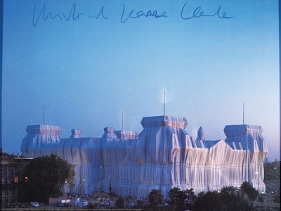 Christo und Jeanne Claude, 1930 - 2020, Offsetdruck auf Karton, handsigniert von beiden, "Reichstag Ost- und Norden",