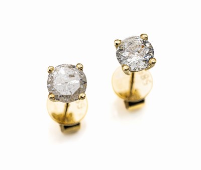 Paar 14 kt Gold Brillant-Ohrstecker, GG 585/000, 2 Brillanten zus. ca. 1.42 ct l.get. Weiß-get./p1-2