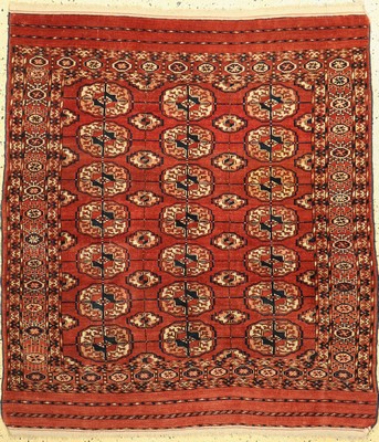 Tekke, Turkmenistan, um 1920, Wolle auf Wolle, ca. 143 x 125 cm, EHZ: 2