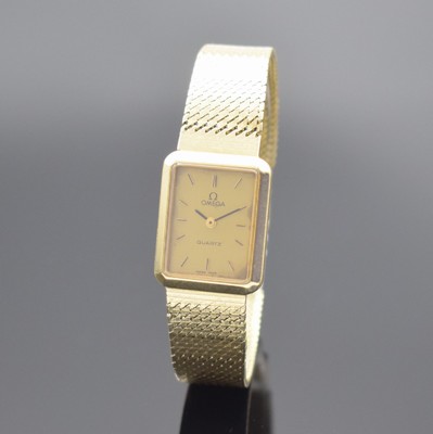 OMEGA Damenarmbanduhr in GG 585/000, Schweiz um 1980, quarz, 2-teil. Geh., Boden aufgedr., Milanaiseband, gold. Zifferbl. m. aufges. Std.-Ind. fl., ...