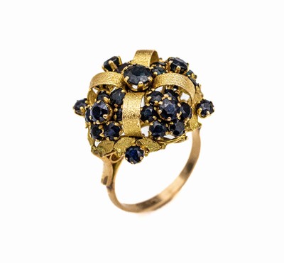 14 kt Gold Saphir-Ring, GG 585/000, blütenförm. Ringkopf mit 33 Saphiren zus. ca. 2.40 ct, ca. 7.02 g, RW 52.5