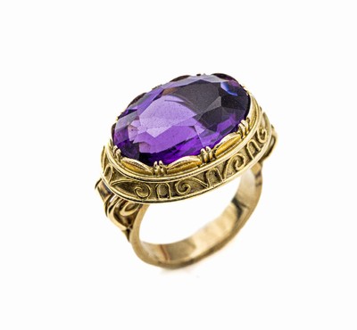 14 kt Gold Amethyst-Ring, GG 585/000, um 1930-50, Verzierungen mit Golddraht, ovalfacett. Amethyst ca. 10.0 ct, RW 55, ca. 11.8 g