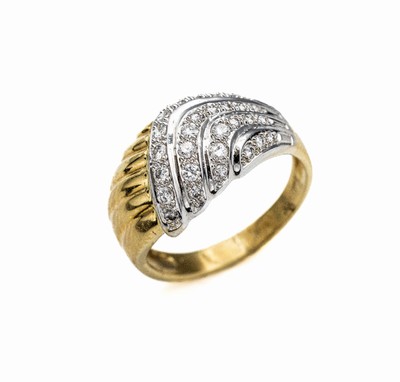 18 kt Gold Brillant-Ring, GG/WG 750/000, 29 Brillanten zus. ca. 0.50 ct Weiß/si, ca. 5.8 g, RW 59